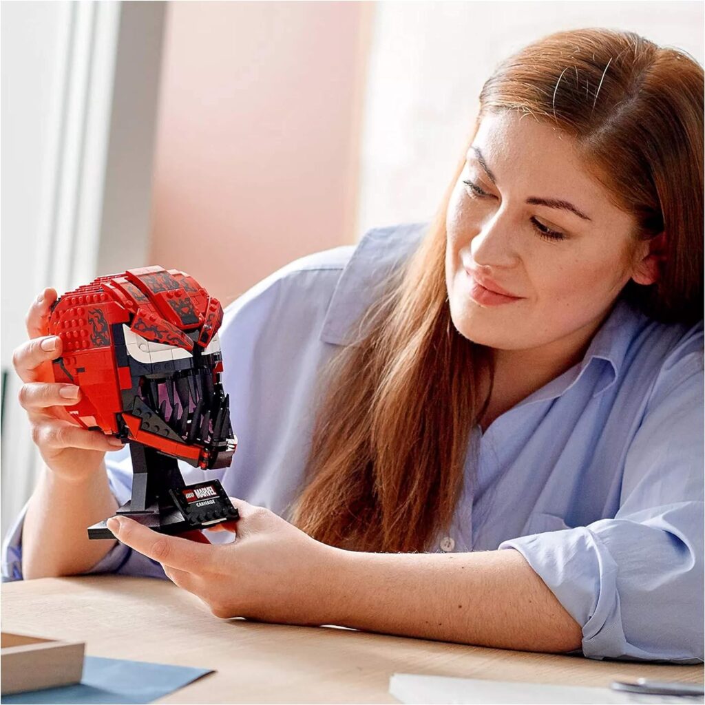 Limited Special Edition Spider-Man Carnage Building Kit 76199 Limited Special Edition Spider-Man Carnage Building Kit 76199