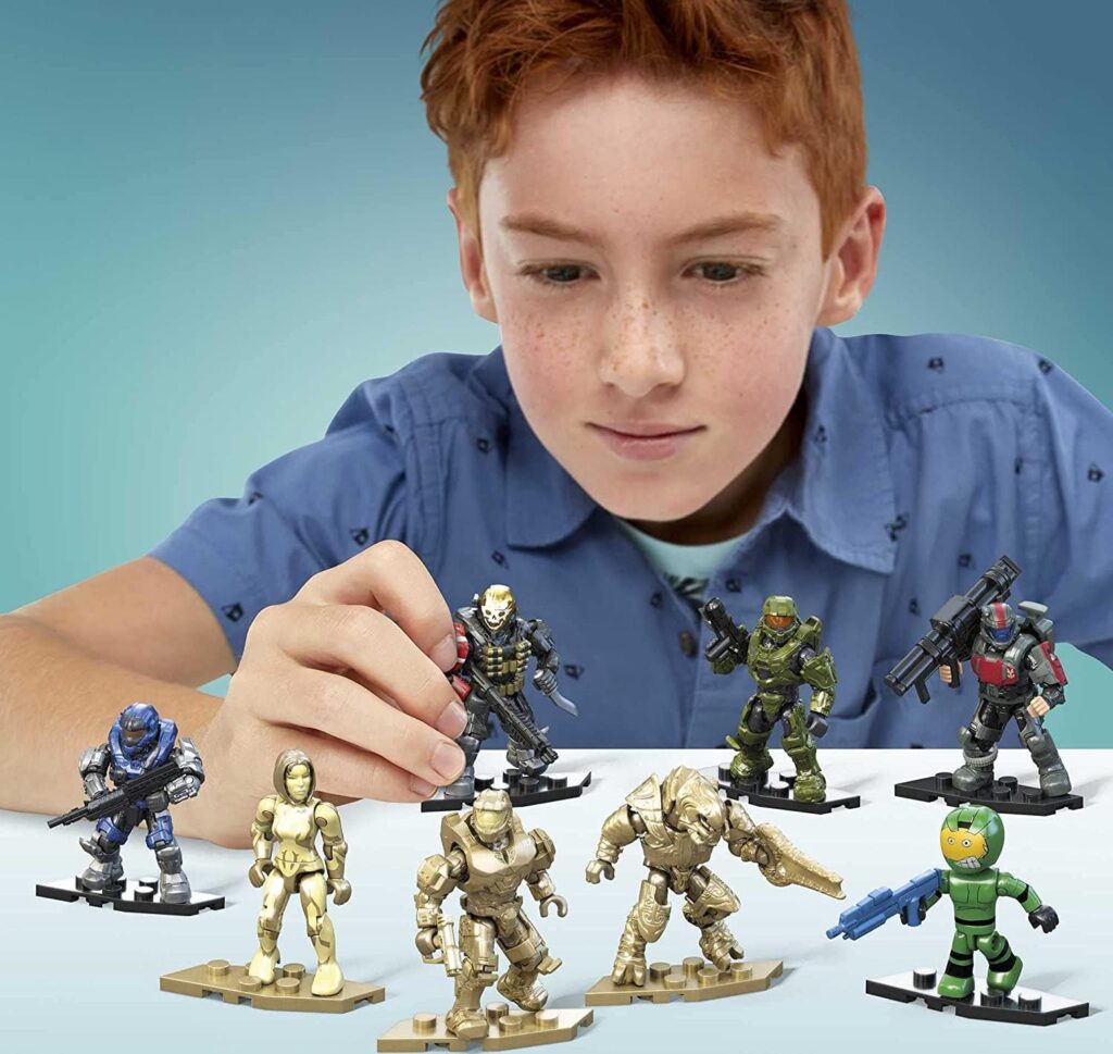 MEGA Halo Action Figures Toy Building Set, 20th Anniversary Pack with 352PIeces, 20 Poseable, Collectable Characters and Accessorie (Amazon Exclusive) MEGA Halo Action Figures Toy Building Set, 20th Anniversary Pack with 352PIeces, 20 Poseable, Collectable Characters and Accessorie (Amazon Exclusive)
